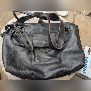 Allison Burns Los Angeles Black Leather Crossbody Bag EUC